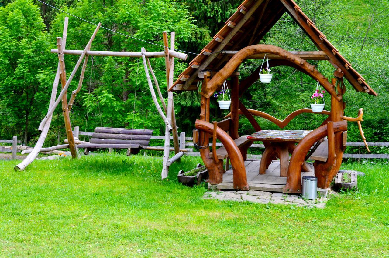 Villa Zatishok Bilya Richky Pilipets Exterior foto